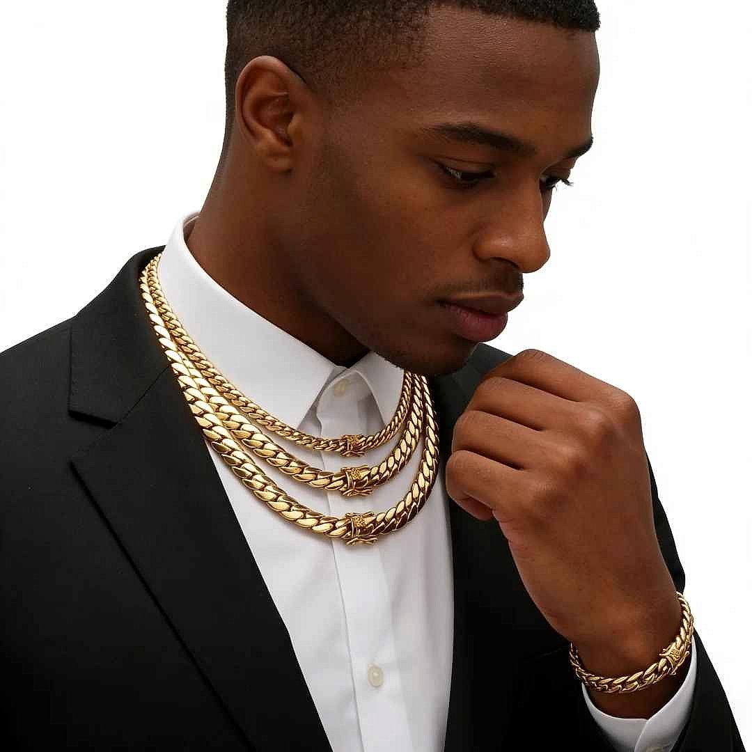 Handcrafted vintage-style Hip Hop Cuban Link Chain Necklace with crystal details, close-up view | BigMoetsy