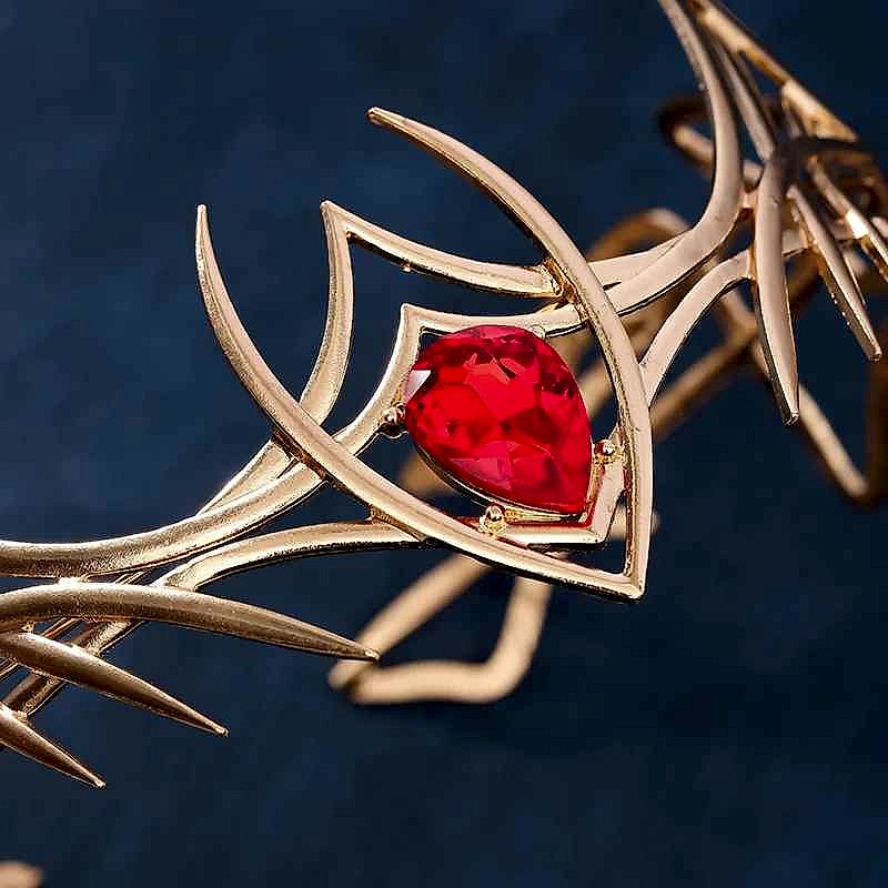 No More Settling for Ordinary — Handcrafted Vintage Leaf Goddess Tiara for We... - View 3 of 9 | BigMoetsy