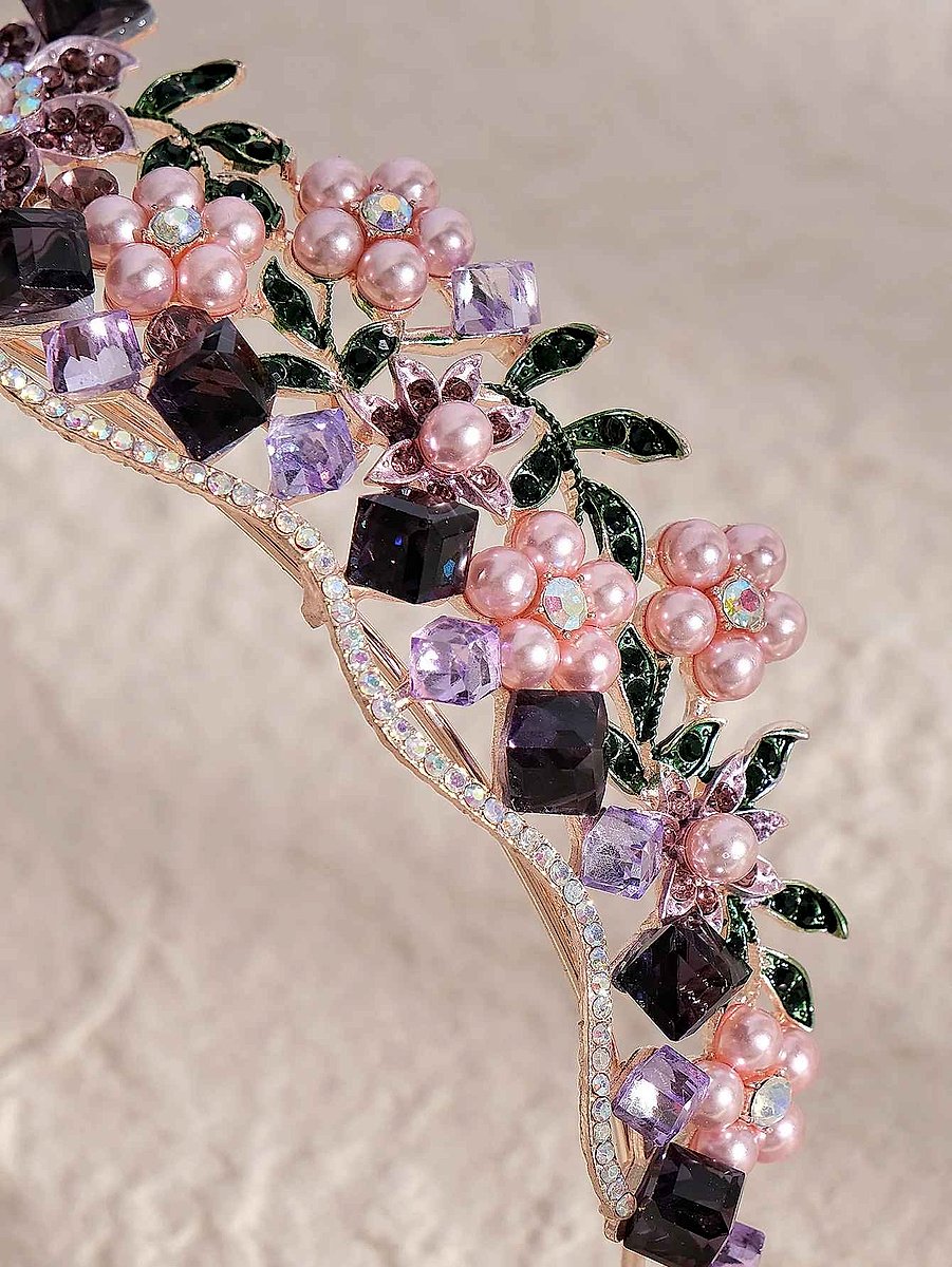 Handcrafted Finally, a Bridal Crown That Looks Expensive Without the Price Tag — Baroque ... - View 9 of 15 | BigMoetsy