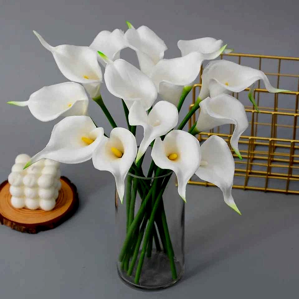 Handcrafted realistic silk calla lily artificial bouquet 20-piece Real Touch Flowers That Never Wilt close-up detail | BigMoe